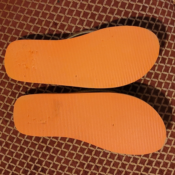 Laguna Flip Flops - Picture 4 of 5